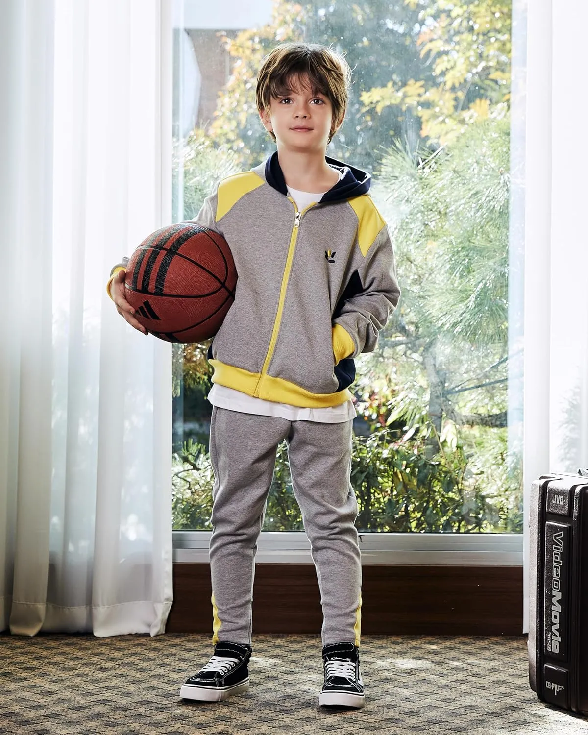 Boys' 2-Piece Comfortable Tracksuit Set (Ages 3-9) – Dryer Safe Zip-Up Hoodie & Jogger Sweatpants