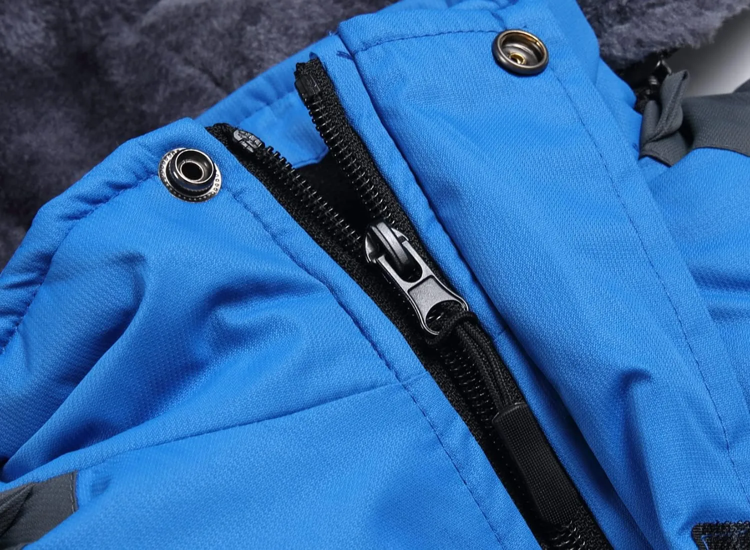 Keevoom Boy's Waterproof Ski Jacket Winter Warm Thick Snow Coat Windproof Fleece Kids Outdoor Hooded Snowboard Jackets