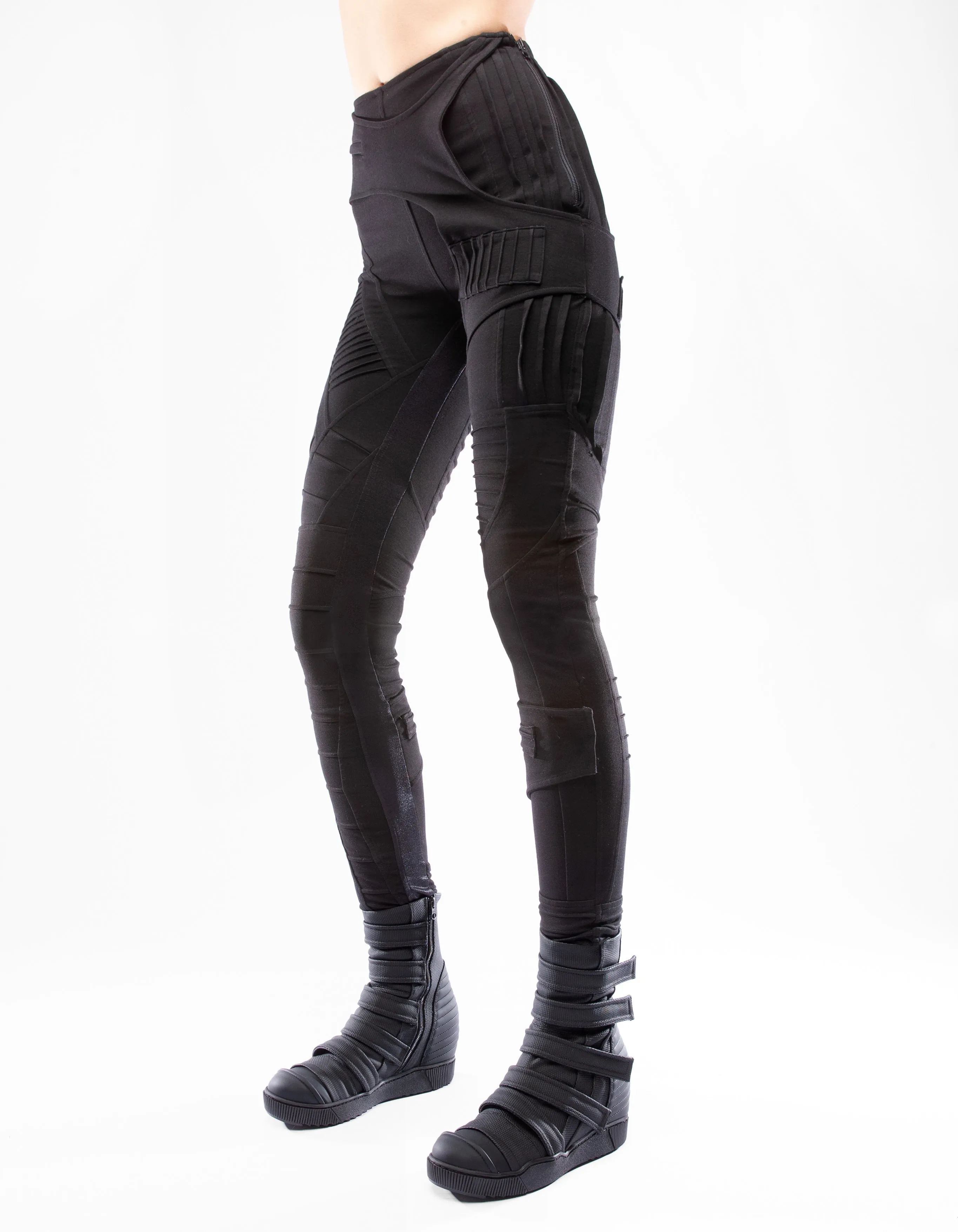 TROUSERS RESISTANCE W
