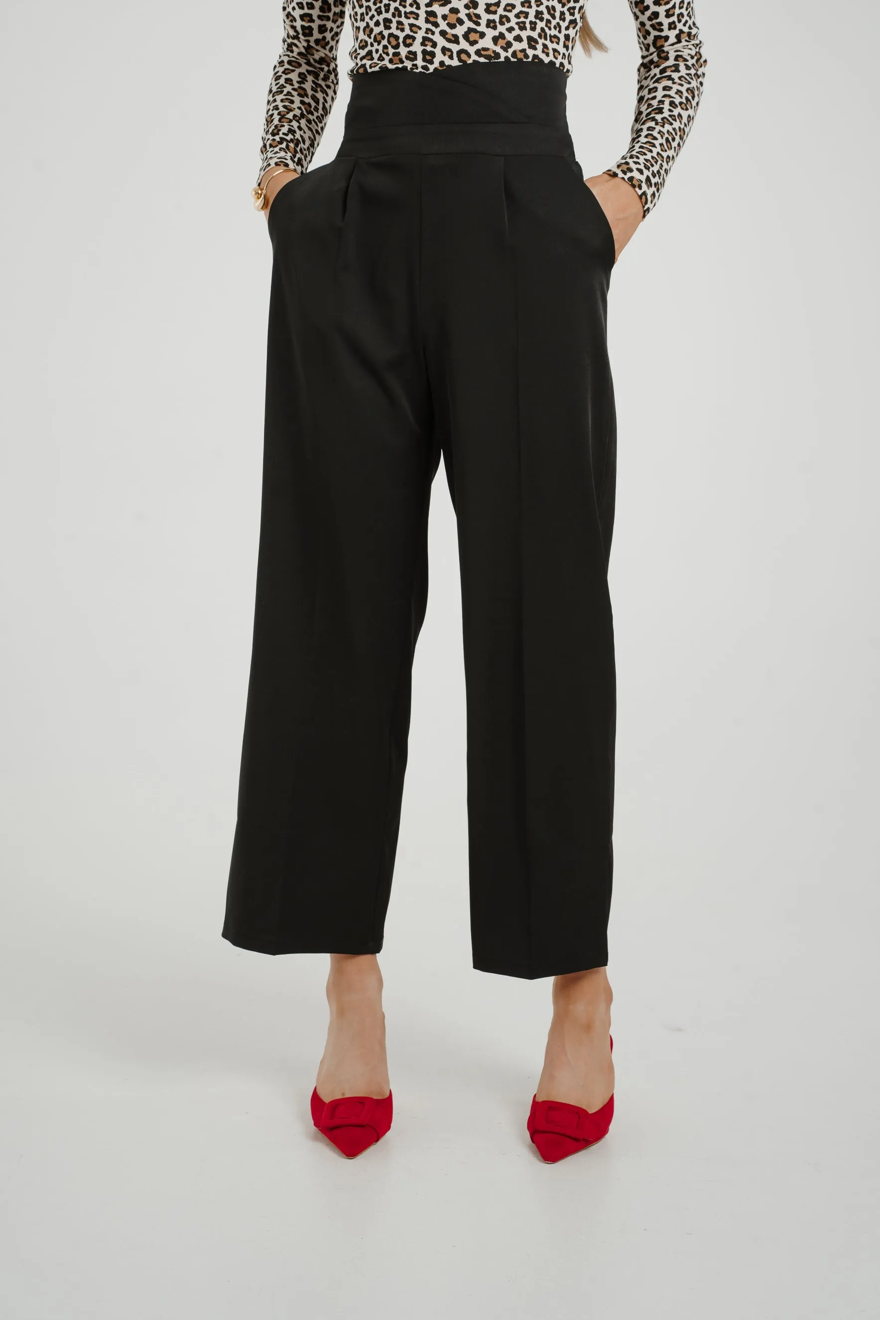 Willow Fitted Waist Trousers In Black