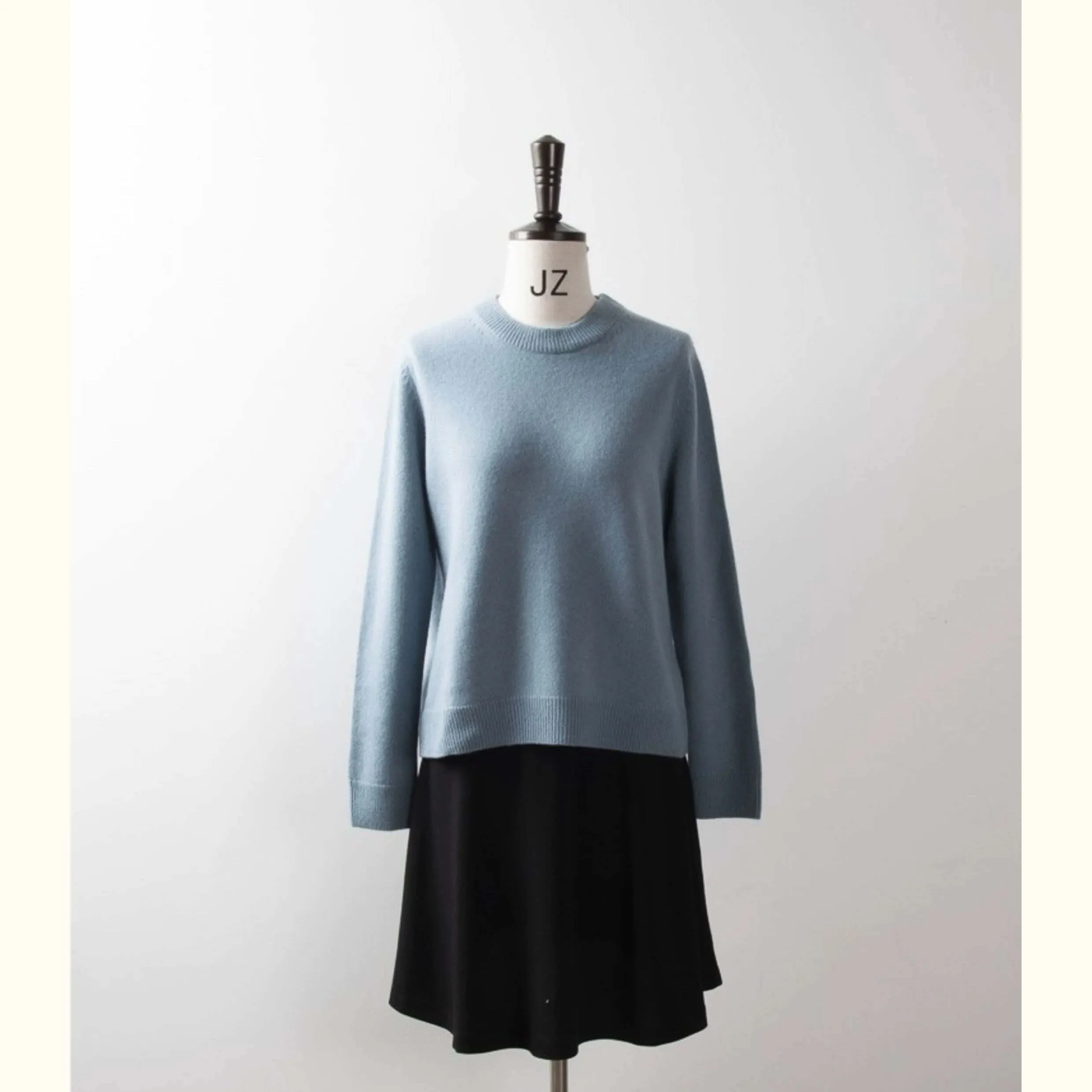 women's blue cashmere chunky sweater